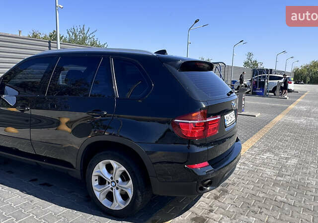 Черный БМВ Х5, объемом двигателя 3 л и пробегом 350 тыс. км за 16500 $, фото 1 на Automoto.ua