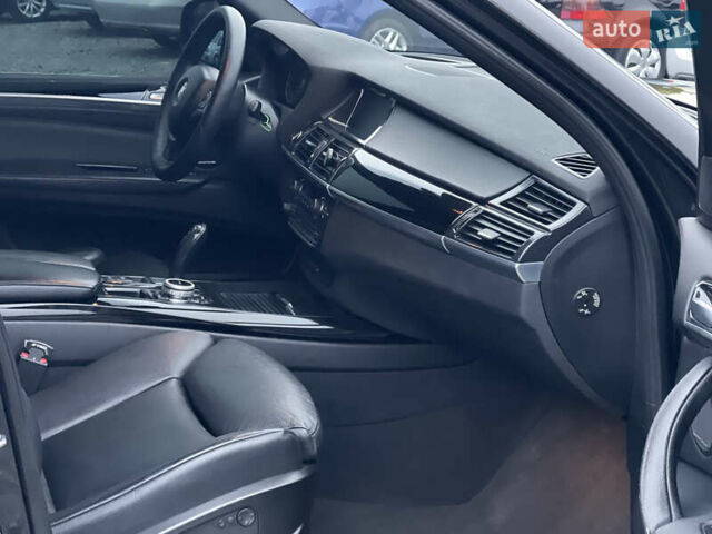 Чорний БМВ Х5, об'ємом двигуна 2.99 л та пробігом 270 тис. км за 18900 $, фото 16 на Automoto.ua