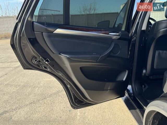 Черный БМВ Х5, объемом двигателя 2.98 л и пробегом 163 тыс. км за 16300 $, фото 89 на Automoto.ua