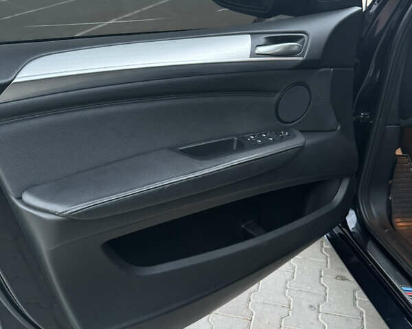 Черный БМВ Х5, объемом двигателя 3 л и пробегом 265 тыс. км за 22550 $, фото 25 на Automoto.ua