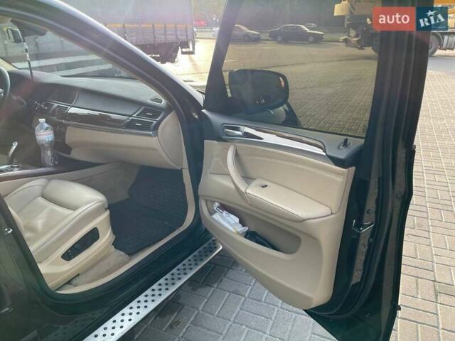 Черный БМВ Х5, объемом двигателя 2.99 л и пробегом 274 тыс. км за 17900 $, фото 32 на Automoto.ua