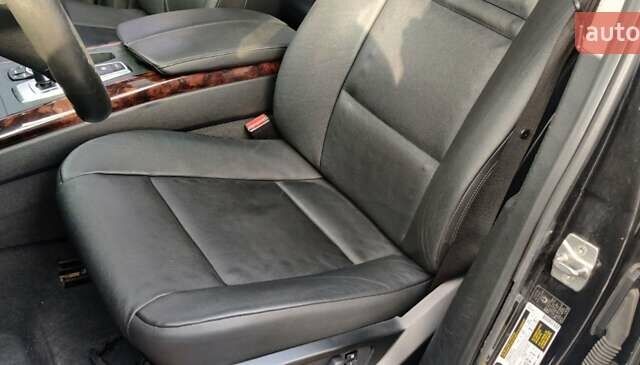 Чорний БМВ Х5, об'ємом двигуна 3 л та пробігом 290 тис. км за 13950 $, фото 4 на Automoto.ua