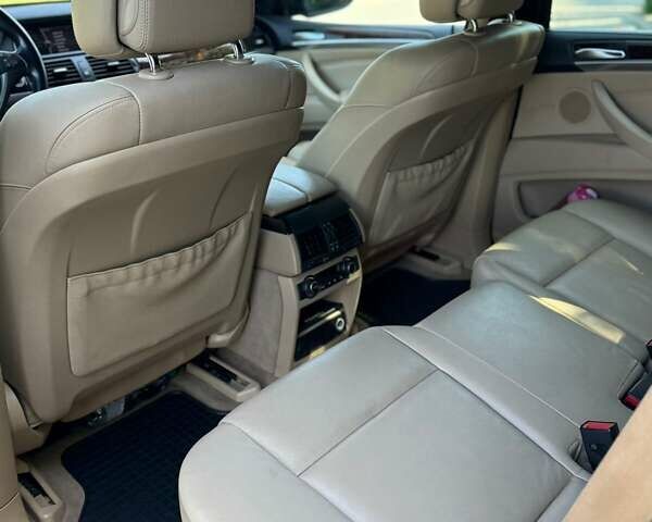 Черный БМВ Х5, объемом двигателя 3 л и пробегом 292 тыс. км за 17700 $, фото 47 на Automoto.ua