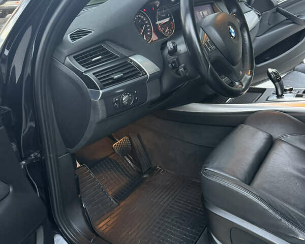 Черный БМВ Х5, объемом двигателя 3 л и пробегом 265 тыс. км за 22550 $, фото 20 на Automoto.ua