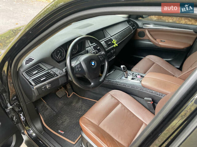Чорний БМВ Х5, об'ємом двигуна 2.98 л та пробігом 197 тис. км за 14500 $, фото 12 на Automoto.ua
