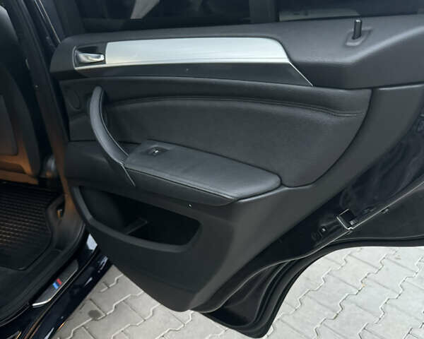 Черный БМВ Х5, объемом двигателя 3 л и пробегом 265 тыс. км за 22550 $, фото 30 на Automoto.ua