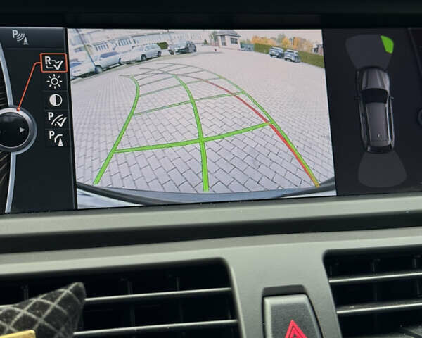 Черный БМВ Х5, объемом двигателя 2.99 л и пробегом 308 тыс. км за 16000 $, фото 12 на Automoto.ua