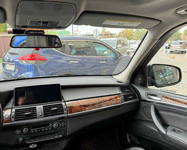 Чорний БМВ Х5, об'ємом двигуна 3 л та пробігом 170 тис. км за 14700 $, фото 9 на Automoto.ua