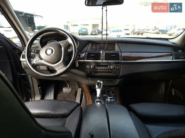 Черный БМВ Х5, объемом двигателя 2.99 л и пробегом 278 тыс. км за 16900 $, фото 6 на Automoto.ua