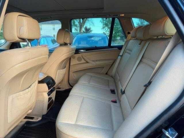 Черный БМВ Х5, объемом двигателя 3 л и пробегом 150 тыс. км за 10000 $, фото 7 на Automoto.ua