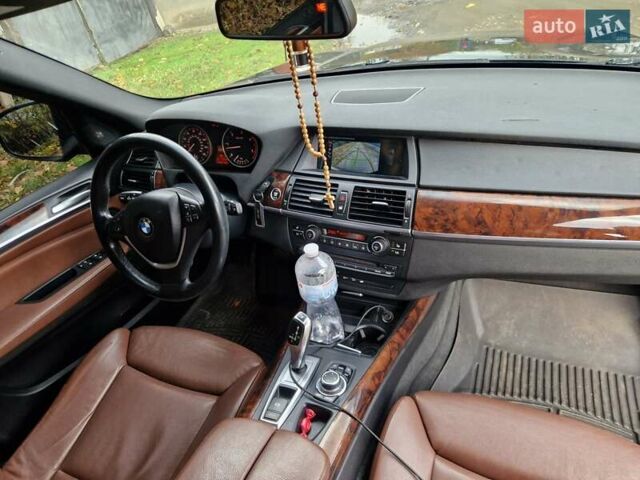 Черный БМВ Х5, объемом двигателя 2.99 л и пробегом 315 тыс. км за 15500 $, фото 5 на Automoto.ua