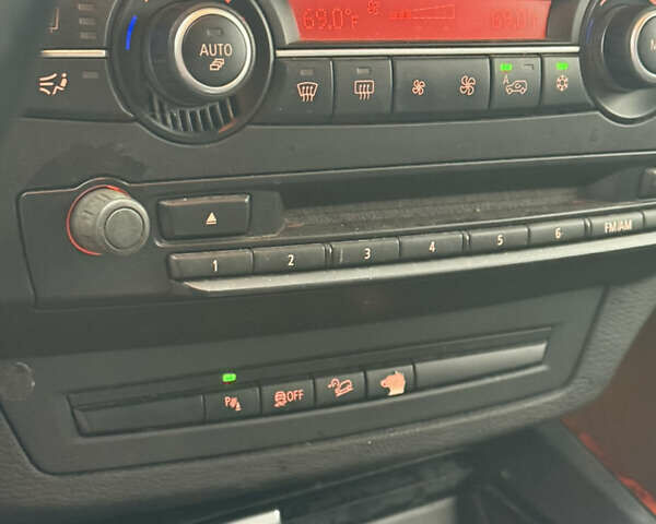 Чорний БМВ Х5, об'ємом двигуна 3 л та пробігом 359 тис. км за 13100 $, фото 12 на Automoto.ua