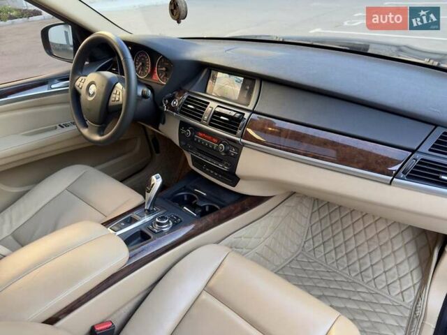 Черный БМВ Х5, объемом двигателя 3 л и пробегом 255 тыс. км за 15950 $, фото 27 на Automoto.ua