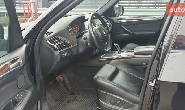 Чорний БМВ Х5, об'ємом двигуна 2.99 л та пробігом 239 тис. км за 19800 $, фото 12 на Automoto.ua