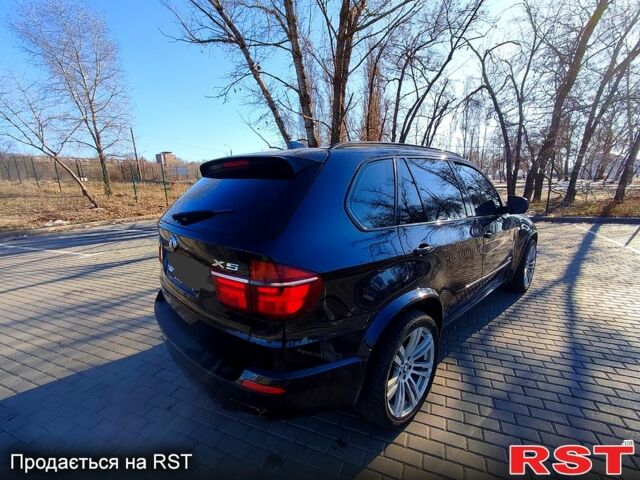 Чорний БМВ Х5, об'ємом двигуна 44 л та пробігом 195 тис. км за 9999 $, фото 4 на Automoto.ua