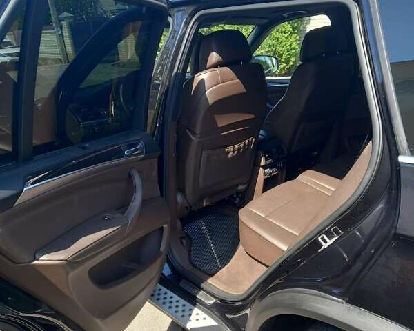 Черный БМВ Х5, объемом двигателя 3 л и пробегом 229 тыс. км за 21500 $, фото 10 на Automoto.ua