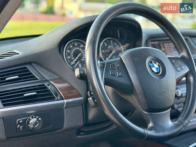 Чорний БМВ Х5, об'ємом двигуна 3 л та пробігом 257 тис. км за 18750 $, фото 26 на Automoto.ua
