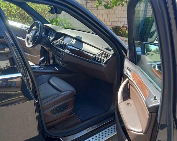 Черный БМВ Х5, объемом двигателя 3 л и пробегом 229 тыс. км за 21500 $, фото 12 на Automoto.ua