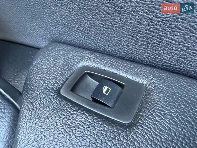 Чорний БМВ Х5, об'ємом двигуна 2.98 л та пробігом 182 тис. км за 13999 $, фото 21 на Automoto.ua