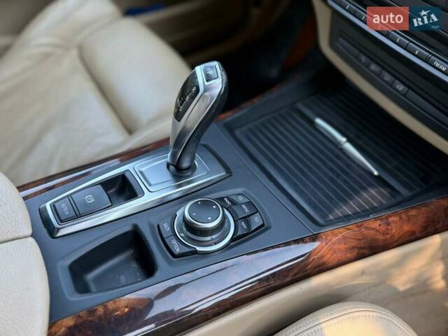 Черный БМВ Х5, объемом двигателя 3 л и пробегом 292 тыс. км за 17700 $, фото 56 на Automoto.ua