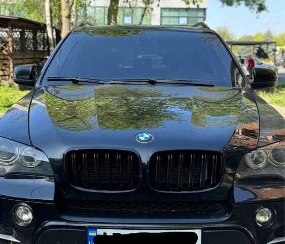 БМВ Х5 2011 у Дніпро (Дніпропетровську) на Automoto.ua Чорний БМВ Х5, об'ємом двигуна 3 л та пробігом 360 тис. км за 14100 $, фото 1 на Automoto.ua