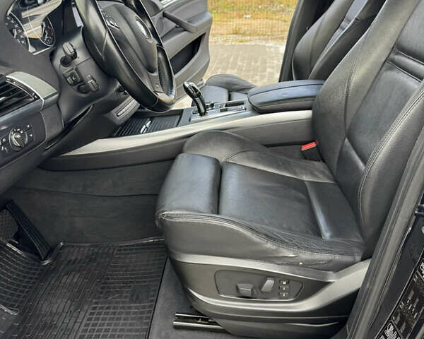 Черный БМВ Х5, объемом двигателя 3 л и пробегом 265 тыс. км за 21750 $, фото 16 на Automoto.ua