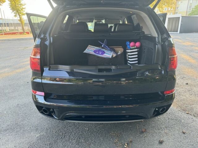 Черный БМВ Х5, объемом двигателя 3 л и пробегом 285 тыс. км за 18500 $, фото 10 на Automoto.ua