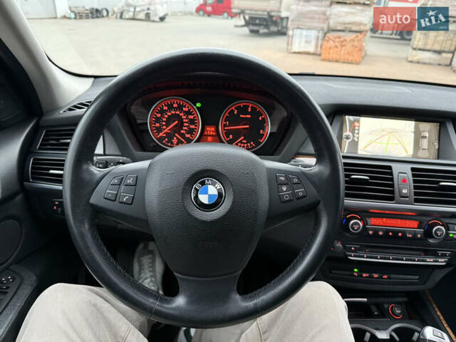 Черный БМВ Х5, объемом двигателя 2.99 л и пробегом 259 тыс. км за 16800 $, фото 43 на Automoto.ua