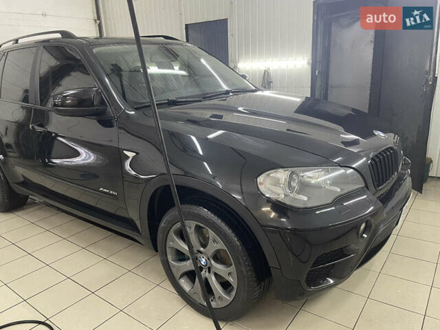 Чорний БМВ Х5, об'ємом двигуна 3 л та пробігом 212 тис. км за 14500 $, фото 2 на Automoto.ua