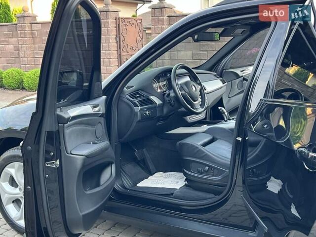 Чорний БМВ Х5, об'ємом двигуна 3 л та пробігом 270 тис. км за 19500 $, фото 34 на Automoto.ua