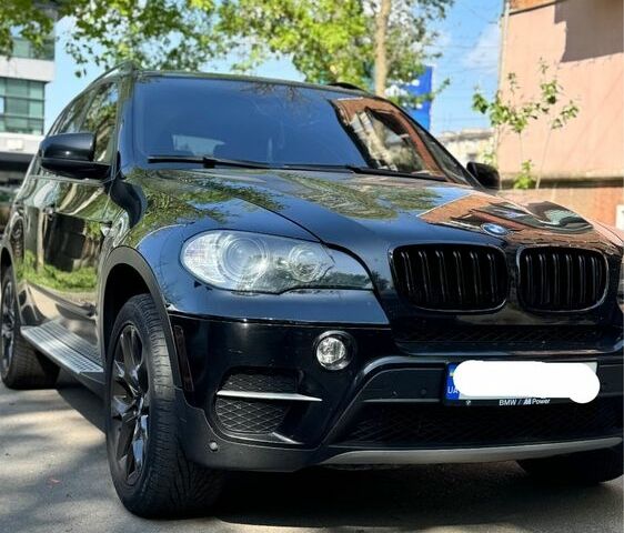 БМВ Х5 2011 у Дніпро (Дніпропетровську) на Automoto.ua Чорний БМВ Х5, об'ємом двигуна 3 л та пробігом 360 тис. км за 14100 $, фото 3 на Automoto.ua