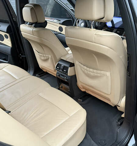 Черный БМВ Х5, объемом двигателя 3 л и пробегом 200 тыс. км за 18000 $, фото 5 на Automoto.ua