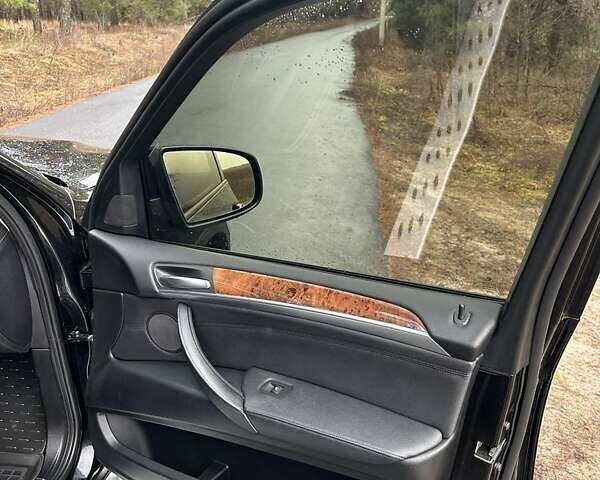 Черный БМВ Х5, объемом двигателя 3 л и пробегом 400 тыс. км за 15800 $, фото 27 на Automoto.ua