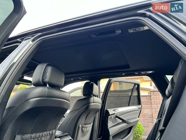 Чорний БМВ Х5, об'ємом двигуна 3 л та пробігом 270 тис. км за 19500 $, фото 78 на Automoto.ua
