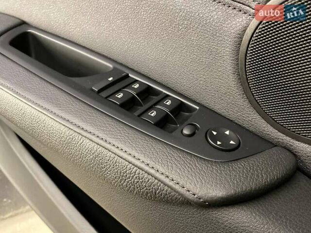 Черный БМВ Х5, объемом двигателя 2.98 л и пробегом 45 тыс. км за 30000 $, фото 11 на Automoto.ua