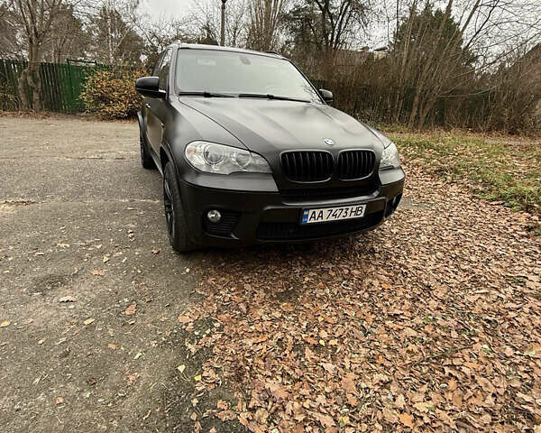 Черный БМВ Х5, объемом двигателя 2.98 л и пробегом 168 тыс. км за 12900 $, фото 1 на Automoto.ua