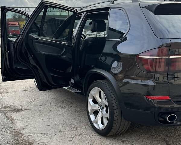 Черный БМВ Х5, объемом двигателя 3 л и пробегом 313 тыс. км за 19900 $, фото 7 на Automoto.ua