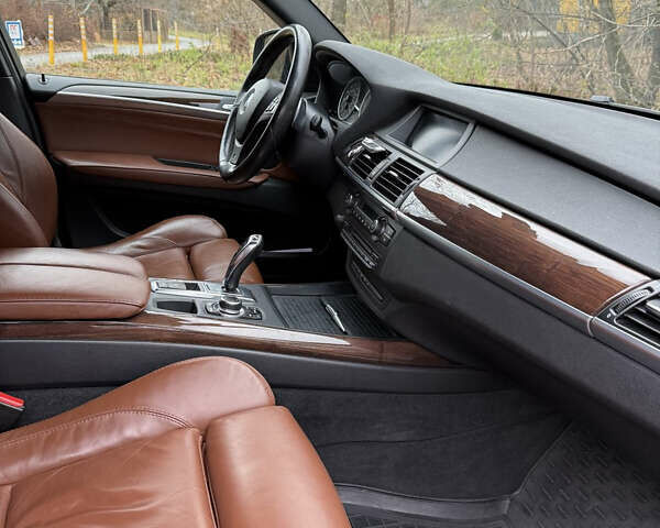 Черный БМВ Х5, объемом двигателя 2.98 л и пробегом 168 тыс. км за 12900 $, фото 8 на Automoto.ua