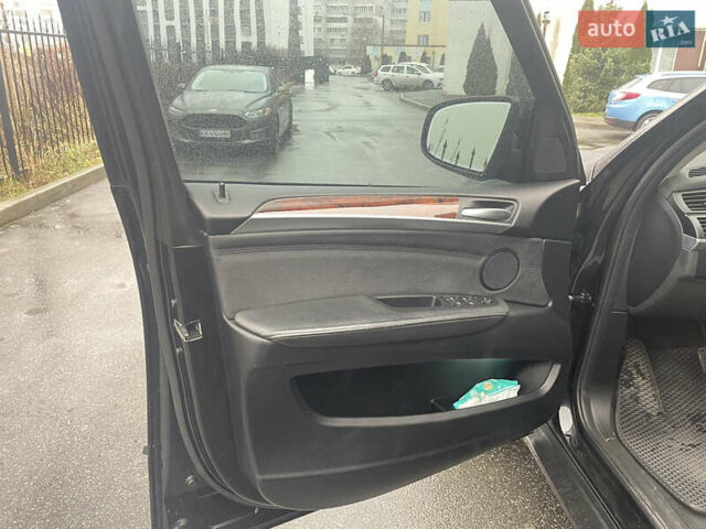 Чорний БМВ Х5, об'ємом двигуна 3 л та пробігом 212 тис. км за 14500 $, фото 24 на Automoto.ua