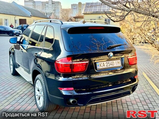 Чорний БМВ Х5, об'ємом двигуна 3 л та пробігом 230 тис. км за 17500 $, фото 1 на Automoto.ua