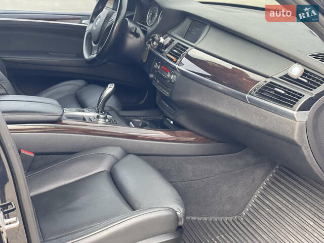 БМВ Х5 2011 в Киеве на Automoto.ua Черный БМВ Х5, объемом двигателя 2.98 л и пробегом 193 тыс. км за 18000 $, фото 25 на Automoto.ua