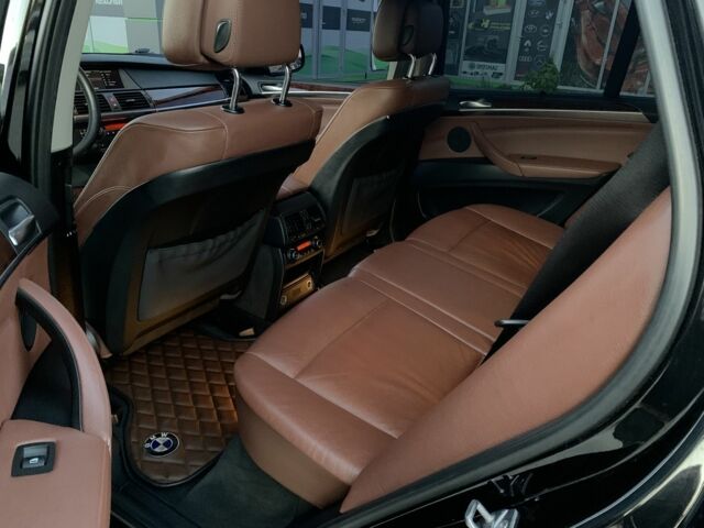 Чорний БМВ Х5, об'ємом двигуна 3 л та пробігом 290 тис. км за 13500 $, фото 19 на Automoto.ua