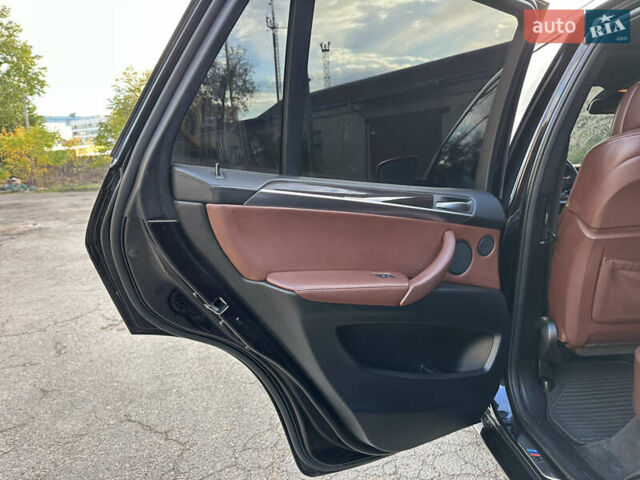 БМВ Х5 2012 в Николаеве на Automoto.ua Черный БМВ Х5, объемом двигателя 3 л и пробегом 299 тыс. км за 19500 $, фото 20 на Automoto.ua
