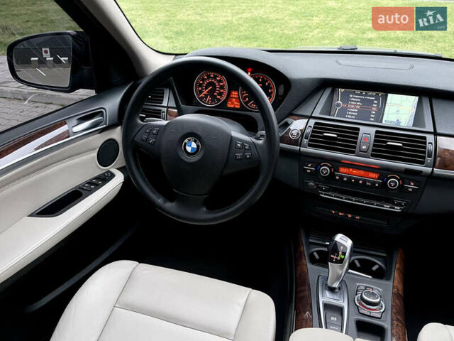 Чорний БМВ Х5, об'ємом двигуна 2.98 л та пробігом 165 тис. км за 13500 $, фото 41 на Automoto.ua