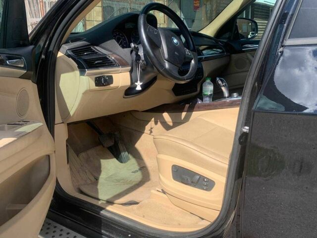 Черный БМВ Х5, объемом двигателя 3 л и пробегом 278 тыс. км за 15000 $, фото 8 на Automoto.ua