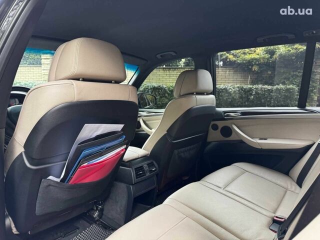 Черный БМВ Х5, объемом двигателя 3 л и пробегом 158 тыс. км за 18690 $, фото 28 на Automoto.ua