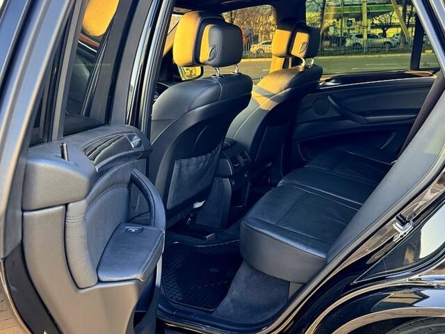 Чорний БМВ Х5, об'ємом двигуна 3 л та пробігом 125 тис. км за 19999 $, фото 12 на Automoto.ua