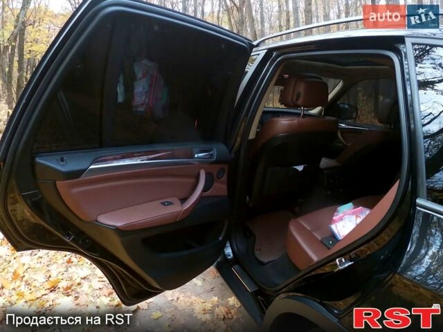 Черный БМВ Х5, объемом двигателя 30 л и пробегом 190 тыс. км за 18000 $, фото 7 на Automoto.ua