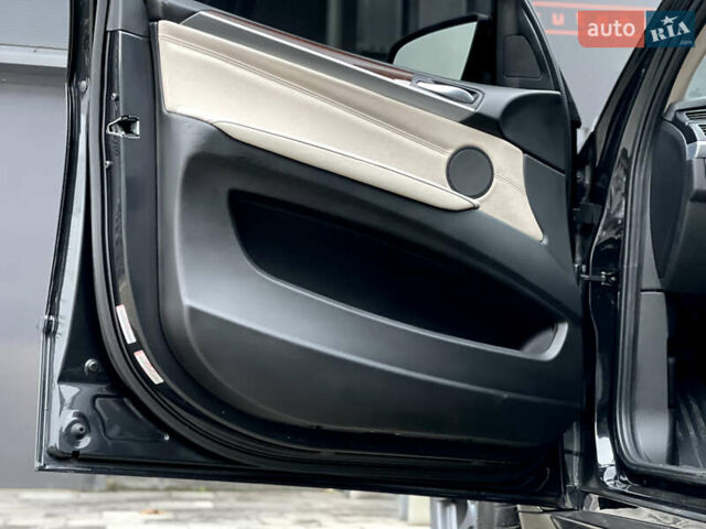 Чорний БМВ Х5, об'ємом двигуна 2.98 л та пробігом 165 тис. км за 13500 $, фото 30 на Automoto.ua