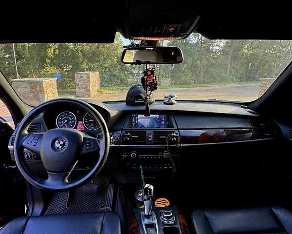 Черный БМВ Х5, объемом двигателя 3 л и пробегом 305 тыс. км за 19000 $, фото 3 на Automoto.ua